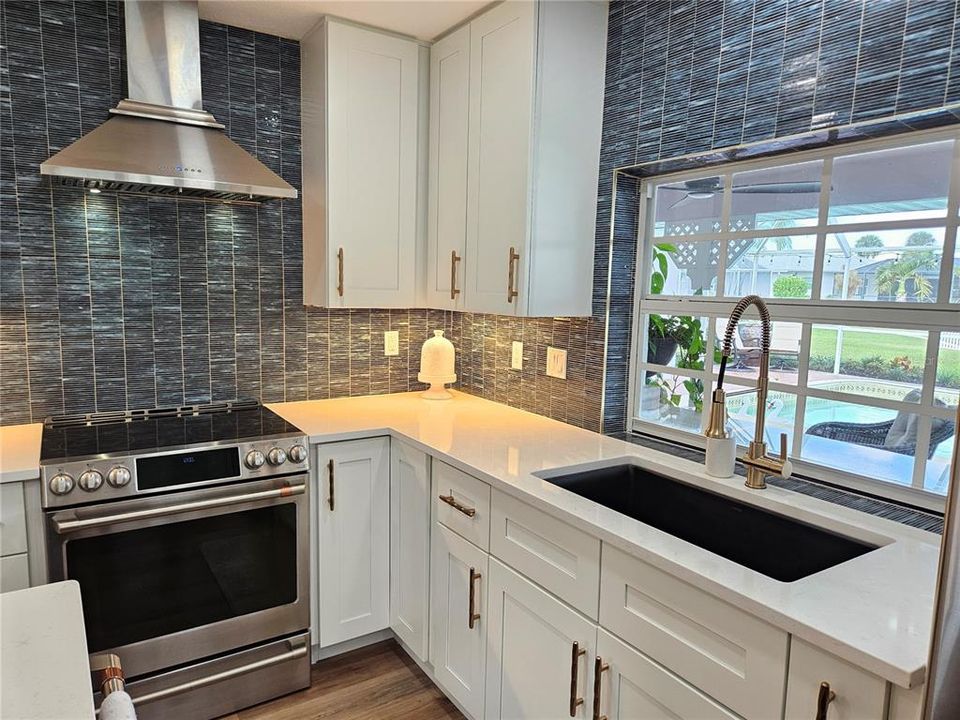 For Rent: $3,600 (3 beds, 3 baths, 1901 Square Feet)