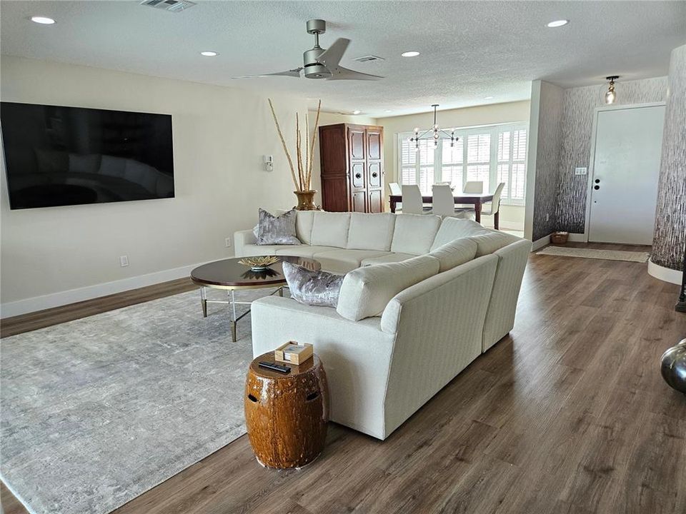 For Rent: $3,600 (3 beds, 3 baths, 1901 Square Feet)