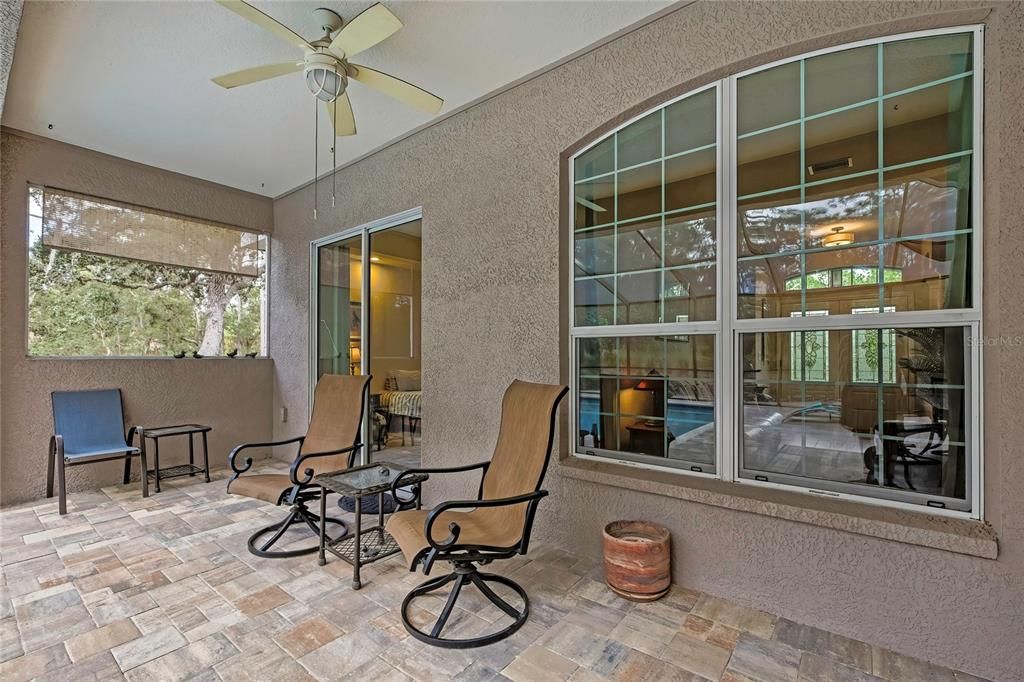 待售: $473,000 (3 贝兹, 2 浴室, 2002 平方英尺)