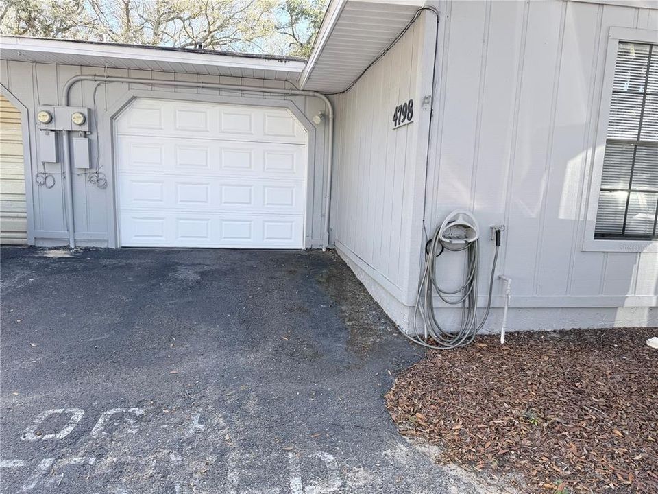 待售: $165,000 (2 贝兹, 2 浴室, 939 平方英尺)