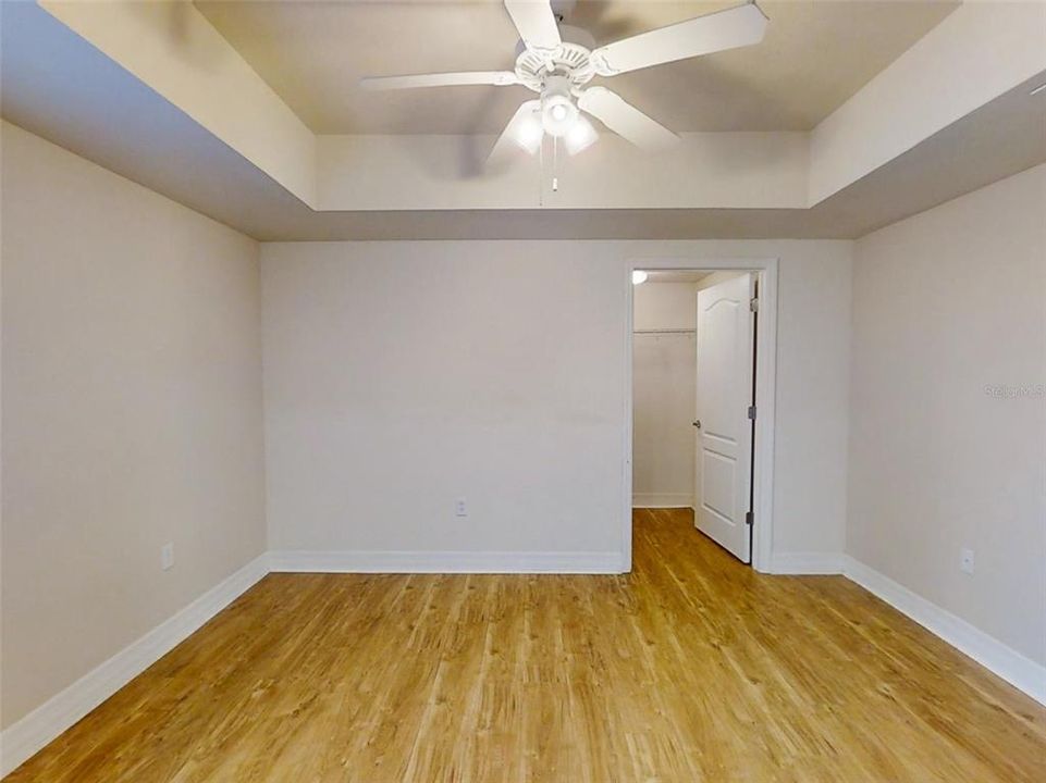 For Sale: $419,900 (2 beds, 2 baths, 1389 Square Feet)