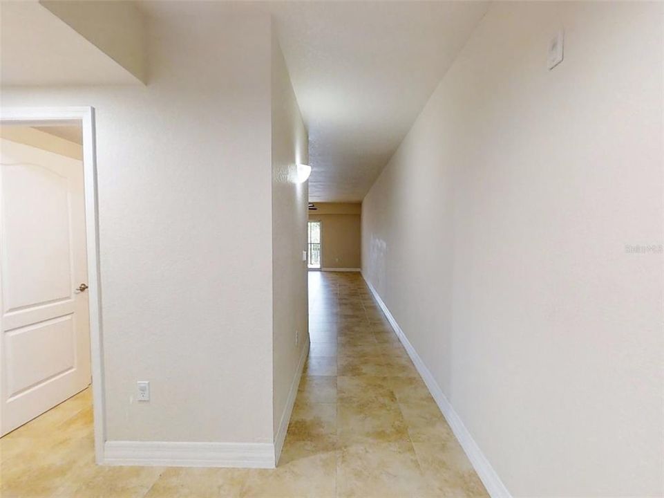 For Sale: $419,900 (2 beds, 2 baths, 1389 Square Feet)