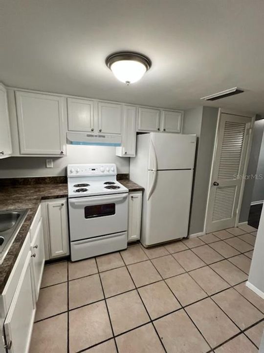 En Renta: $1,375 (2 camas, 1 baños, 900 Pies cuadrados)