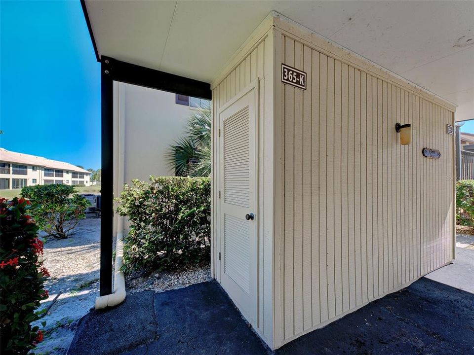 待售: $200,000 (2 贝兹, 2 浴室, 1064 平方英尺)