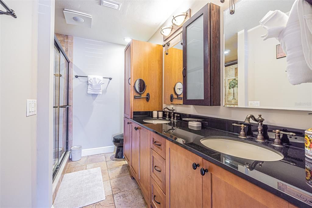 For Rent: $4,200 (3 beds, 3 baths, 1534 Square Feet)