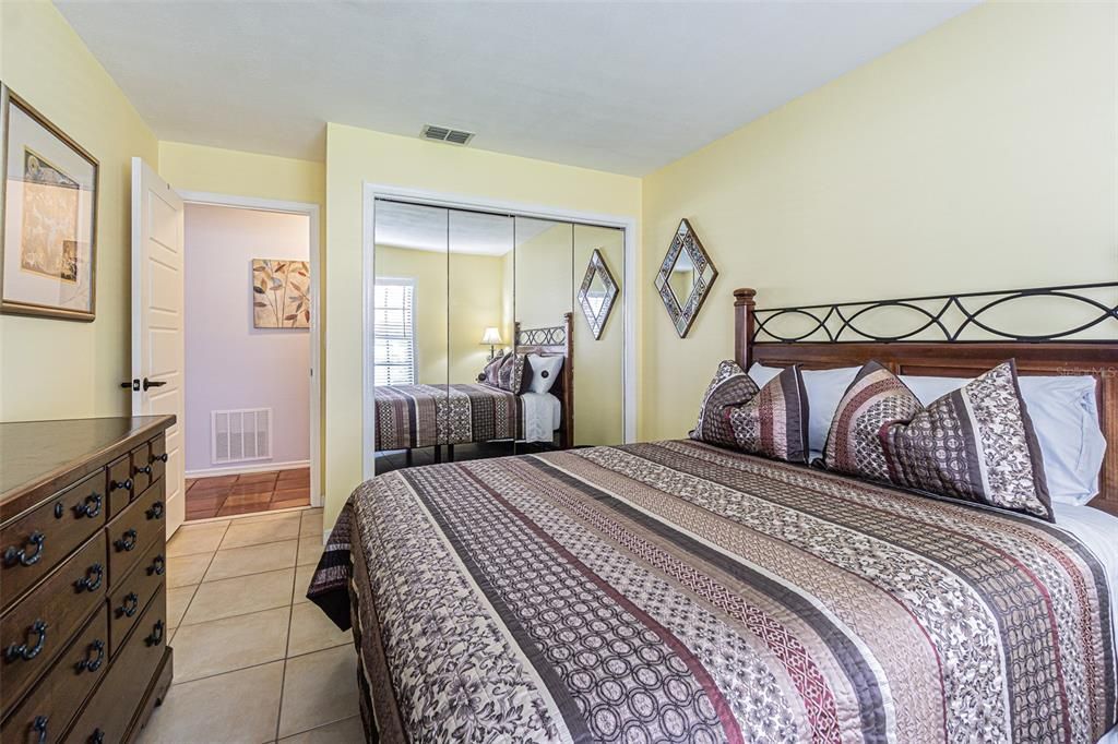 For Rent: $4,200 (3 beds, 3 baths, 1534 Square Feet)