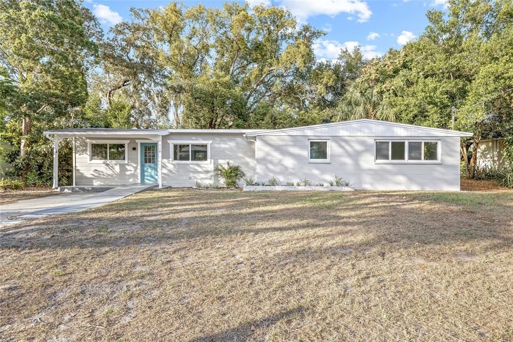 For Sale: $399,900 (3 beds, 2 baths, 1700 Square Feet)