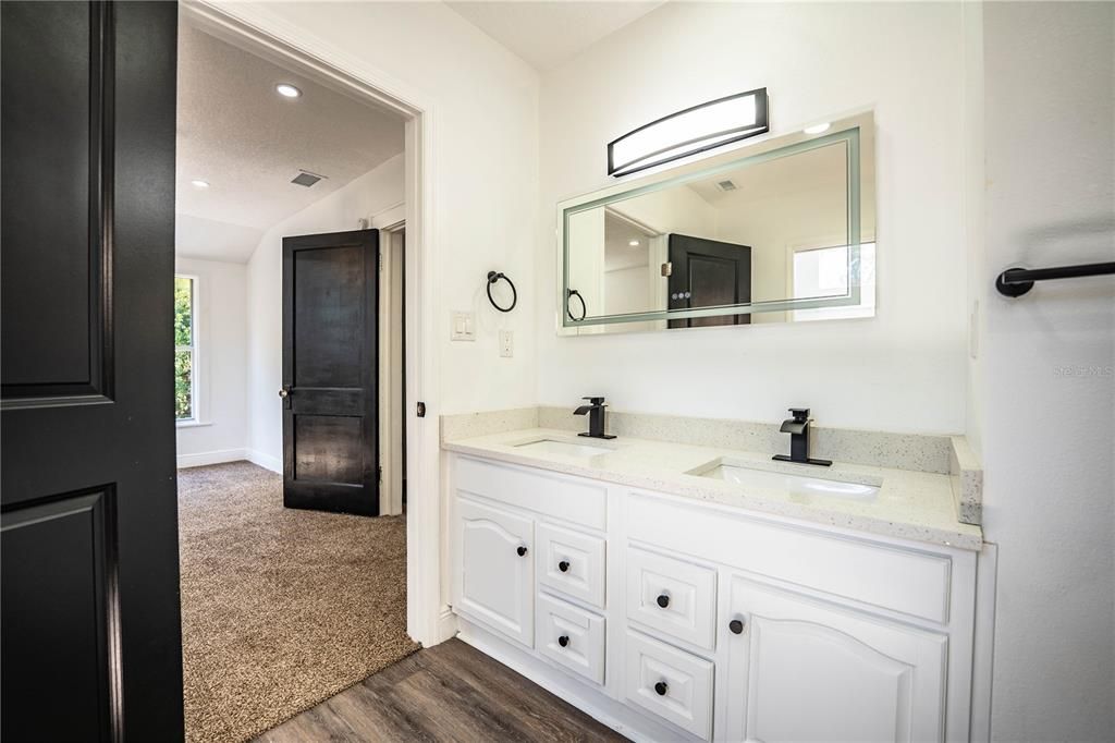 待售: $446,500 (3 贝兹, 2 浴室, 2100 平方英尺)