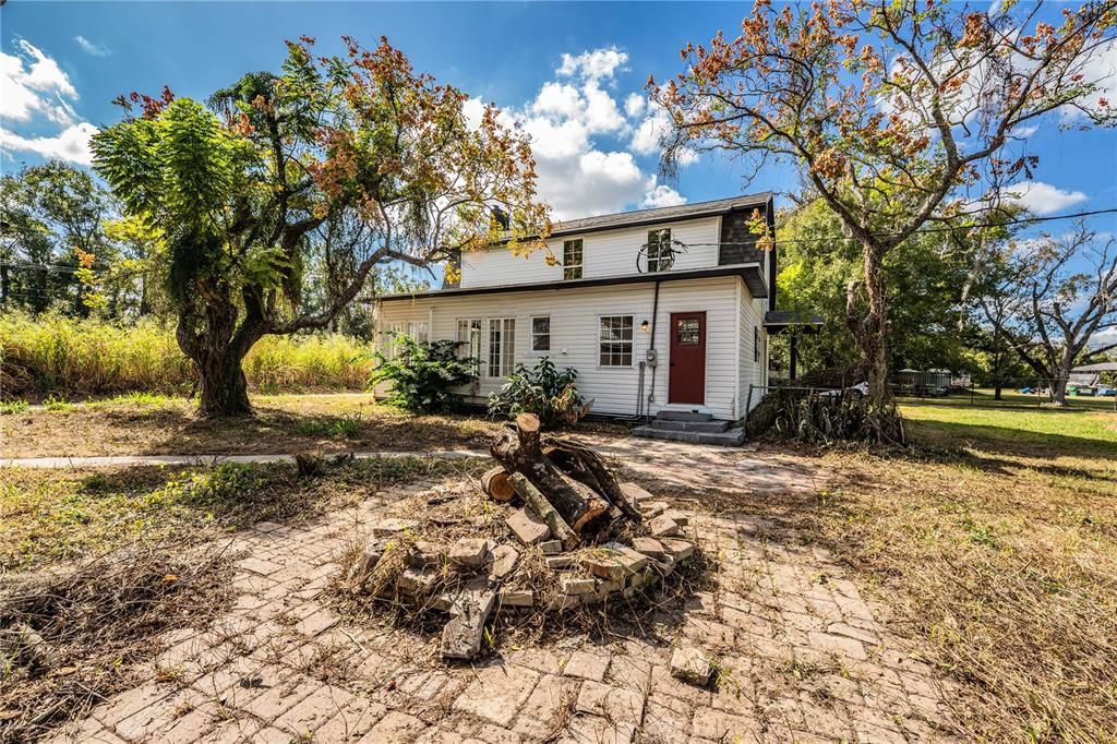 待售: $446,500 (3 贝兹, 2 浴室, 2100 平方英尺)