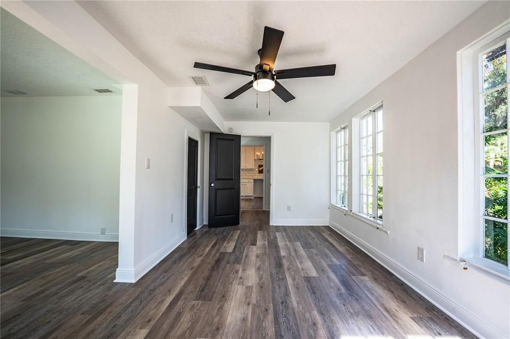 待售: $446,500 (3 贝兹, 2 浴室, 2100 平方英尺)