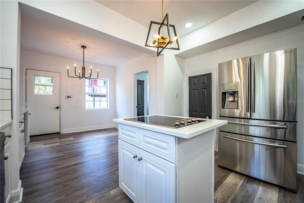 待售: $446,500 (3 贝兹, 2 浴室, 2100 平方英尺)