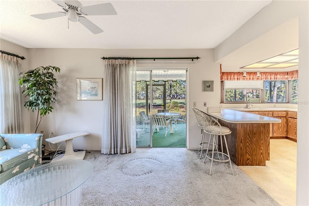 待售: $250,000 (2 贝兹, 2 浴室, 1475 平方英尺)