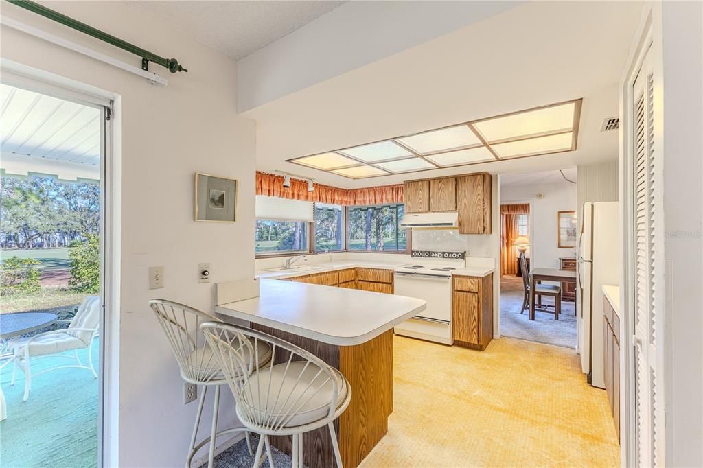 待售: $250,000 (2 贝兹, 2 浴室, 1475 平方英尺)