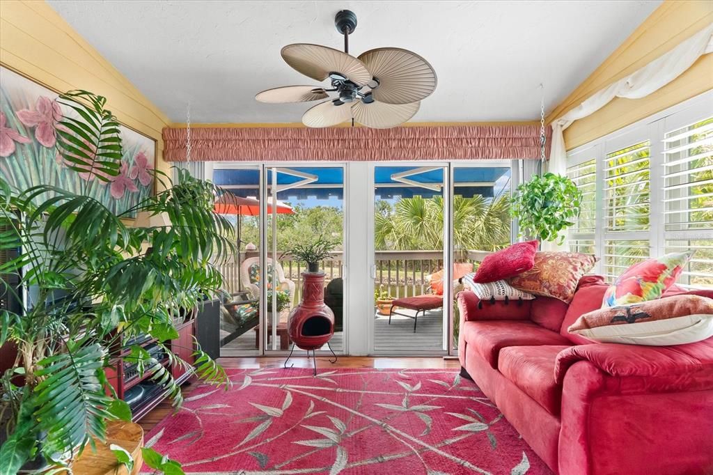 На продажу: $537,000 (3 спален, 2 ванн, 1547 Квадратных фут)