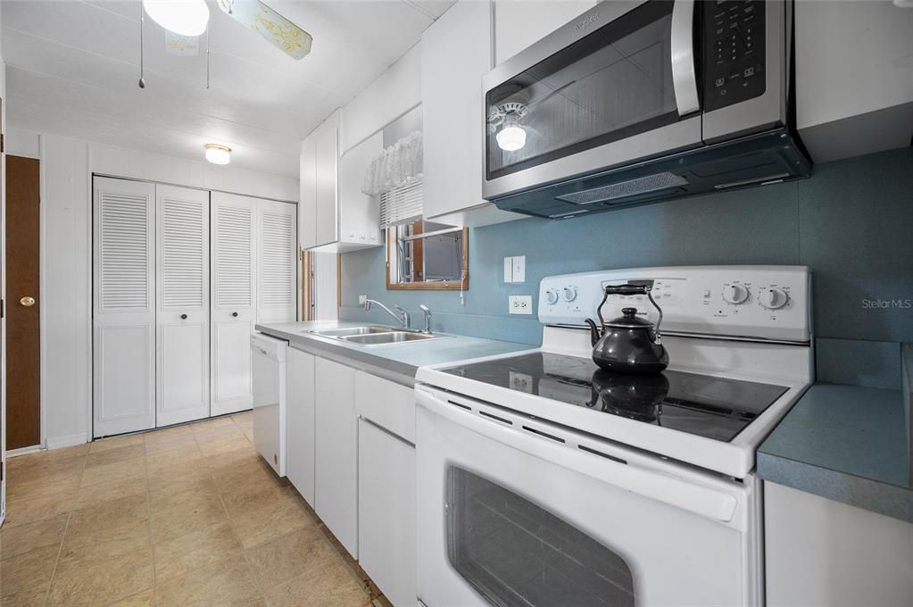 待售: $150,000 (2 贝兹, 2 浴室, 1464 平方英尺)