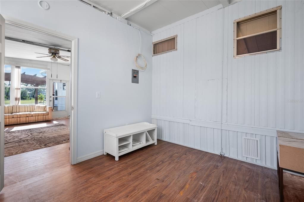 待售: $150,000 (2 贝兹, 2 浴室, 1464 平方英尺)