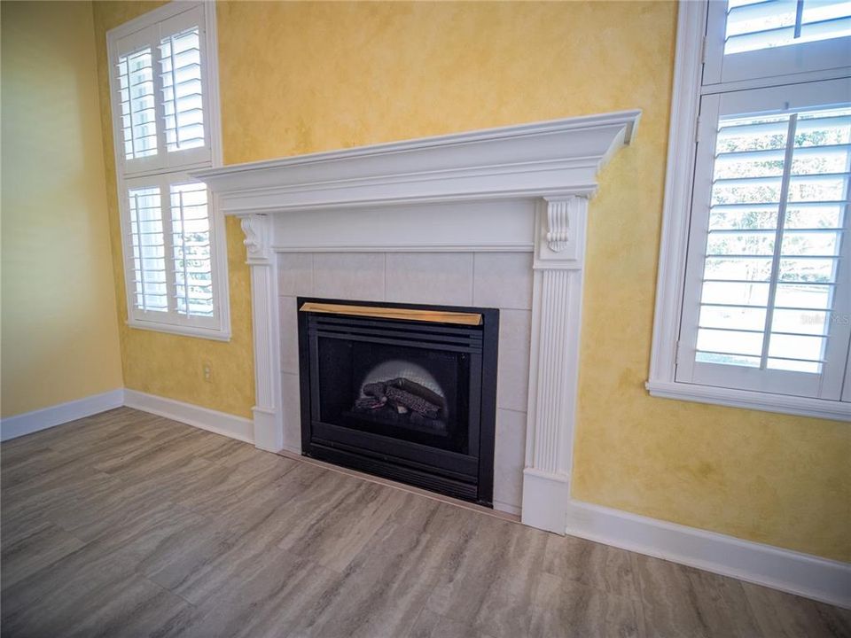 待售: $399,000 (3 贝兹, 2 浴室, 2118 平方英尺)