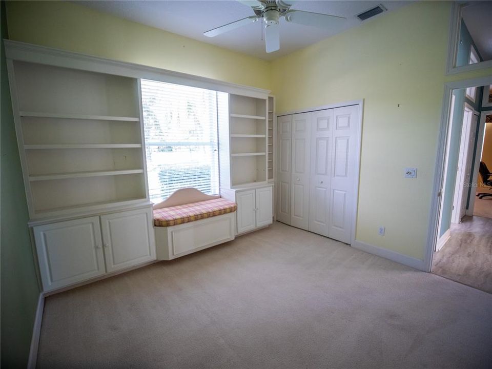 待售: $399,000 (3 贝兹, 2 浴室, 2118 平方英尺)