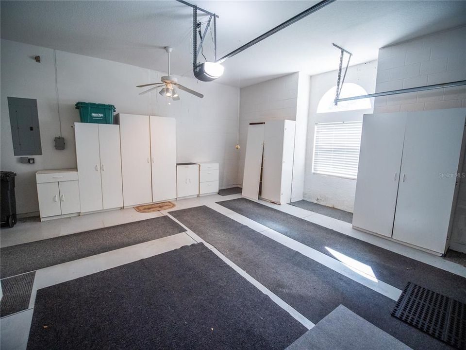 待售: $399,000 (3 贝兹, 2 浴室, 2118 平方英尺)