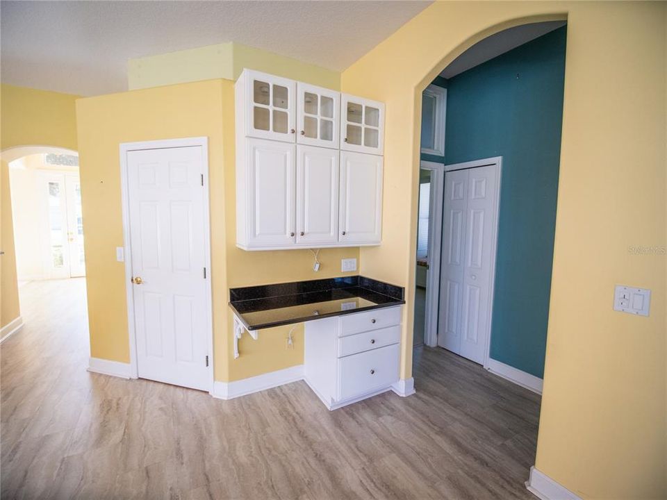 待售: $399,000 (3 贝兹, 2 浴室, 2118 平方英尺)