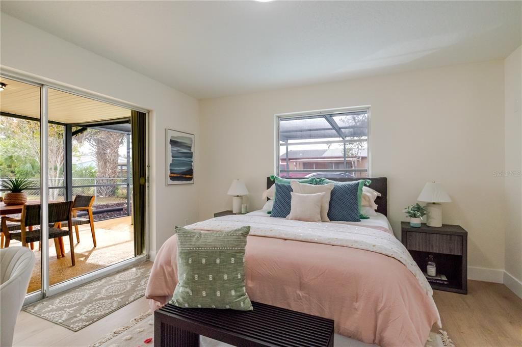 Под контрактом: $308,900 (3 спален, 2 ванн, 1214 Квадратных фут)