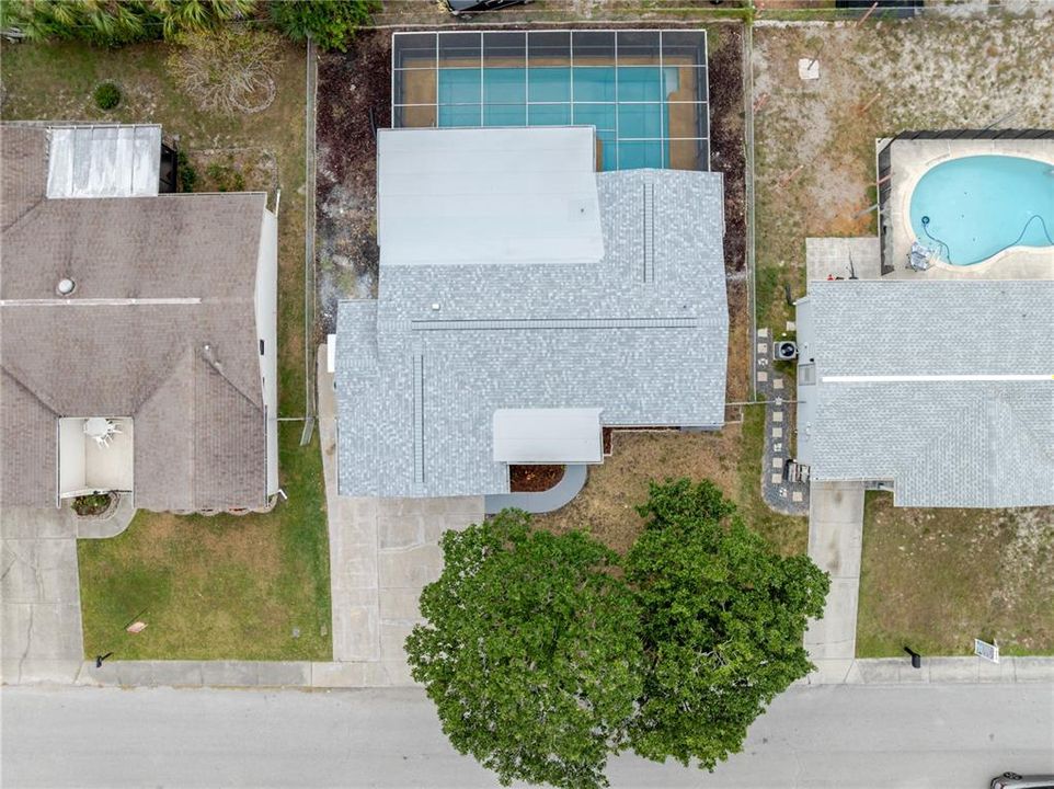 Под контрактом: $308,900 (3 спален, 2 ванн, 1214 Квадратных фут)