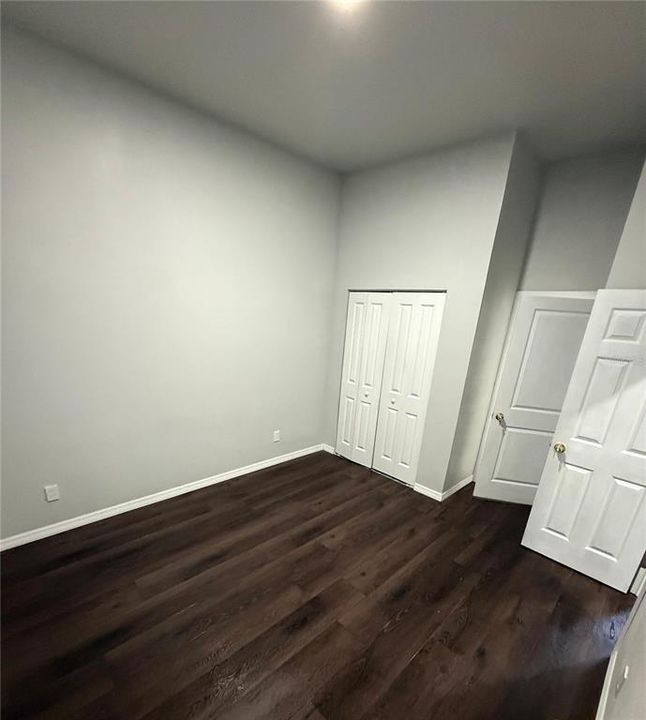 В аренду: $1,000 (1 спален, 1 ванн, 300 Квадратных фут)