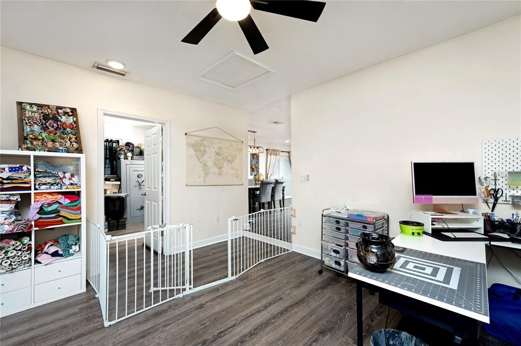 For Sale: $370,000 (3 beds, 2 baths, 1669 Square Feet)