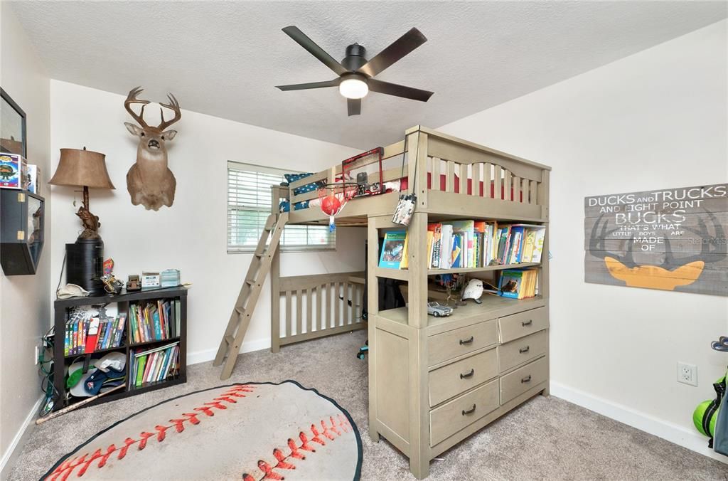 For Sale: $370,000 (3 beds, 2 baths, 1669 Square Feet)