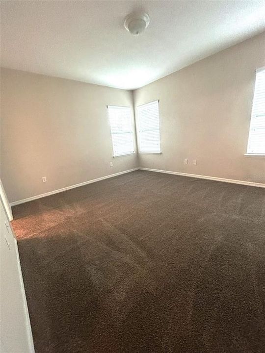 For Rent: $2,300 (3 beds, 2 baths, 1644 Square Feet)