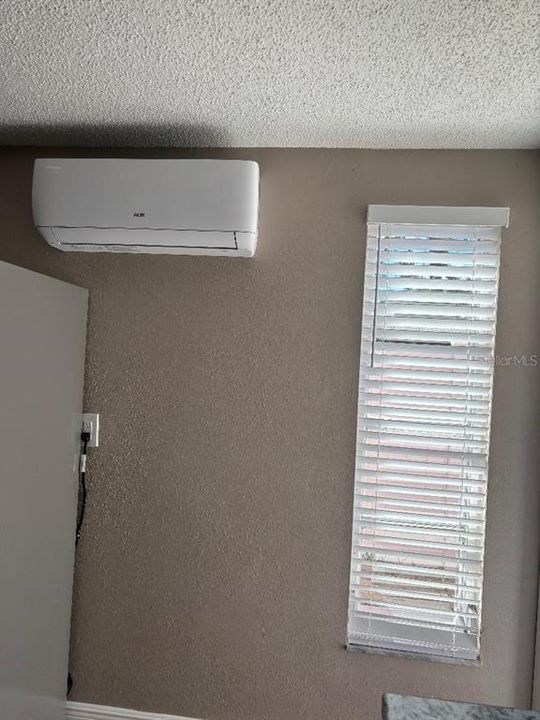 For Rent: $1,000 (0 beds, 1 baths, 154 Square Feet)