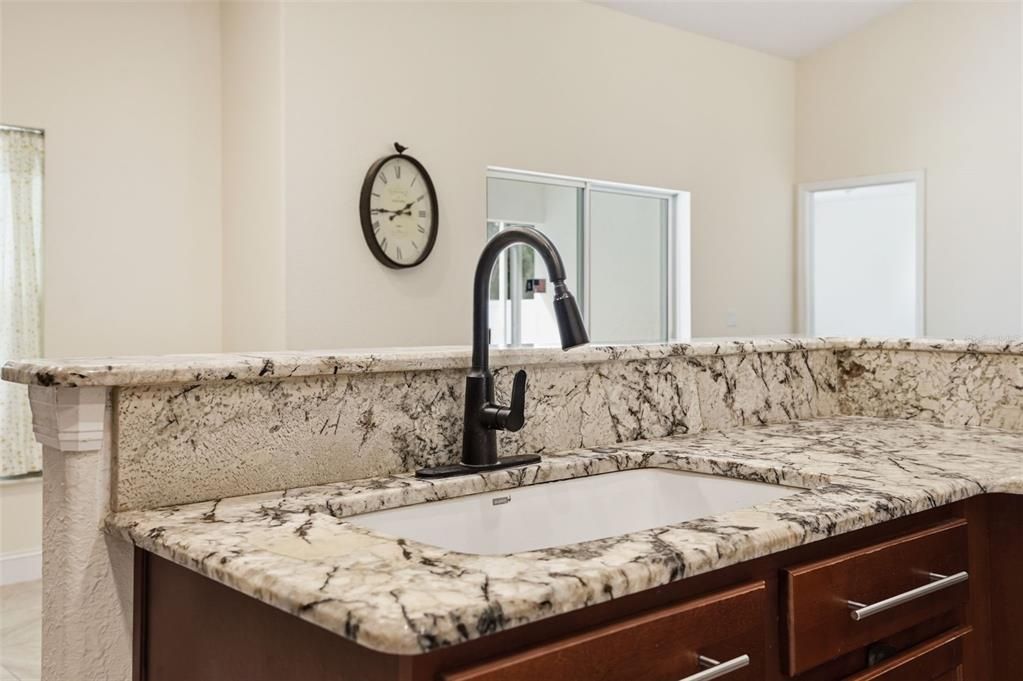 Active With Contract: $434,900 (4 beds, 2 baths, 2140 Square Feet)