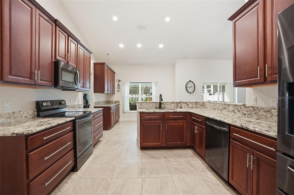 Active With Contract: $434,900 (4 beds, 2 baths, 2140 Square Feet)