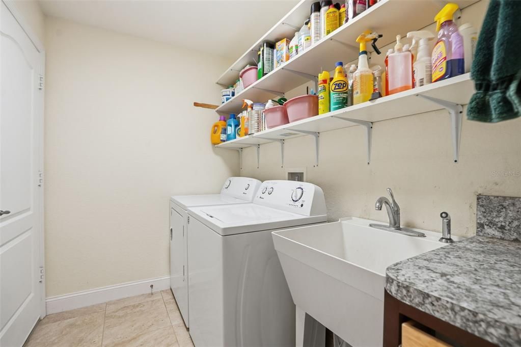 Active With Contract: $434,900 (4 beds, 2 baths, 2140 Square Feet)