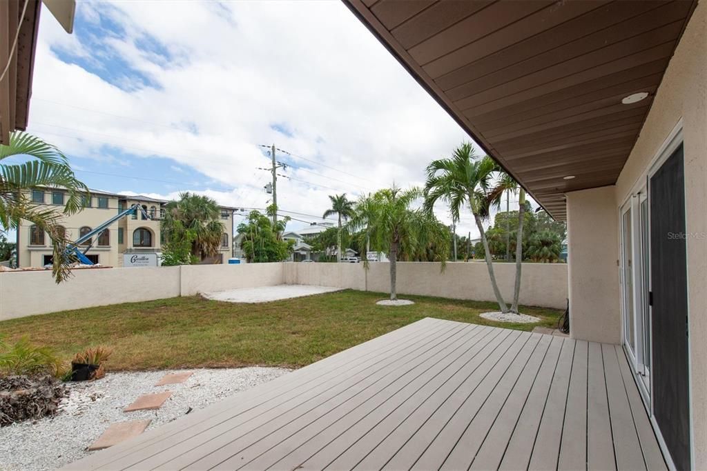 Activo con contrato: $3,200 (3 camas, 2 baños, 1479 Pies cuadrados)