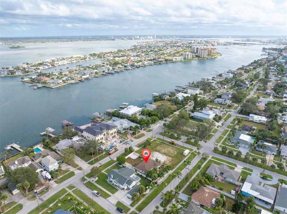 Activo con contrato: $3,200 (3 camas, 2 baños, 1479 Pies cuadrados)