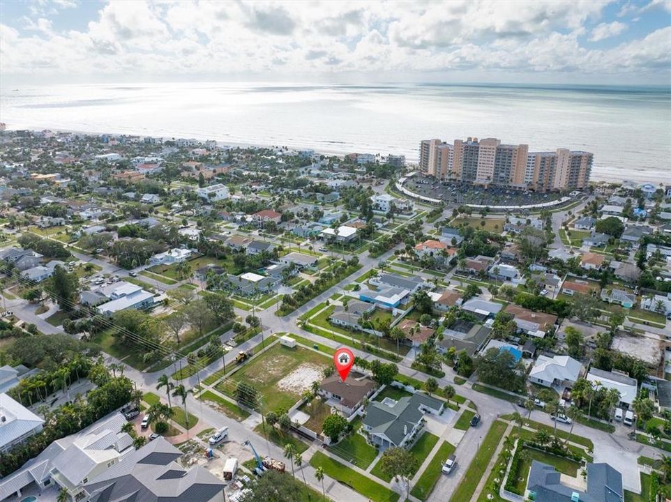 Activo con contrato: $3,200 (3 camas, 2 baños, 1479 Pies cuadrados)