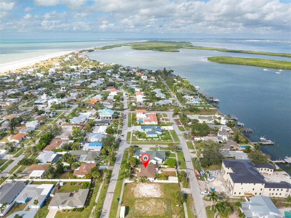 Activo con contrato: $3,200 (3 camas, 2 baños, 1479 Pies cuadrados)