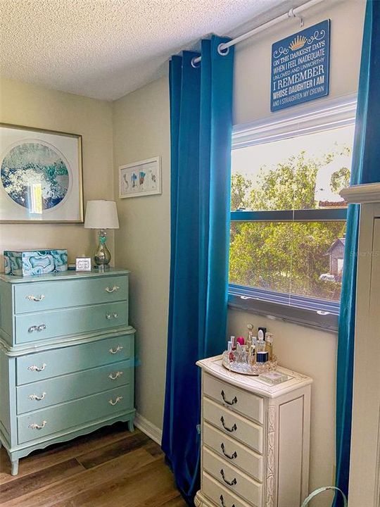 For Sale: $229,500 (2 beds, 2 baths, 1143 Square Feet)