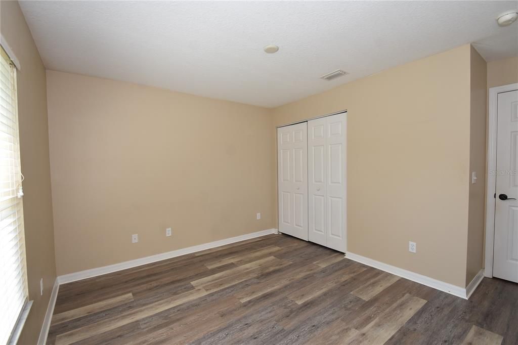 Под контрактом: $2,650 (4 спален, 3 ванн, 2513 Квадратных фут)