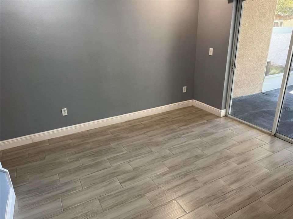 For Sale: $222,000 (2 beds, 2 baths, 1191 Square Feet)