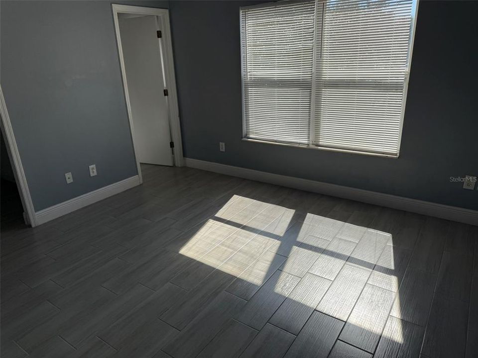 For Sale: $222,000 (2 beds, 2 baths, 1191 Square Feet)