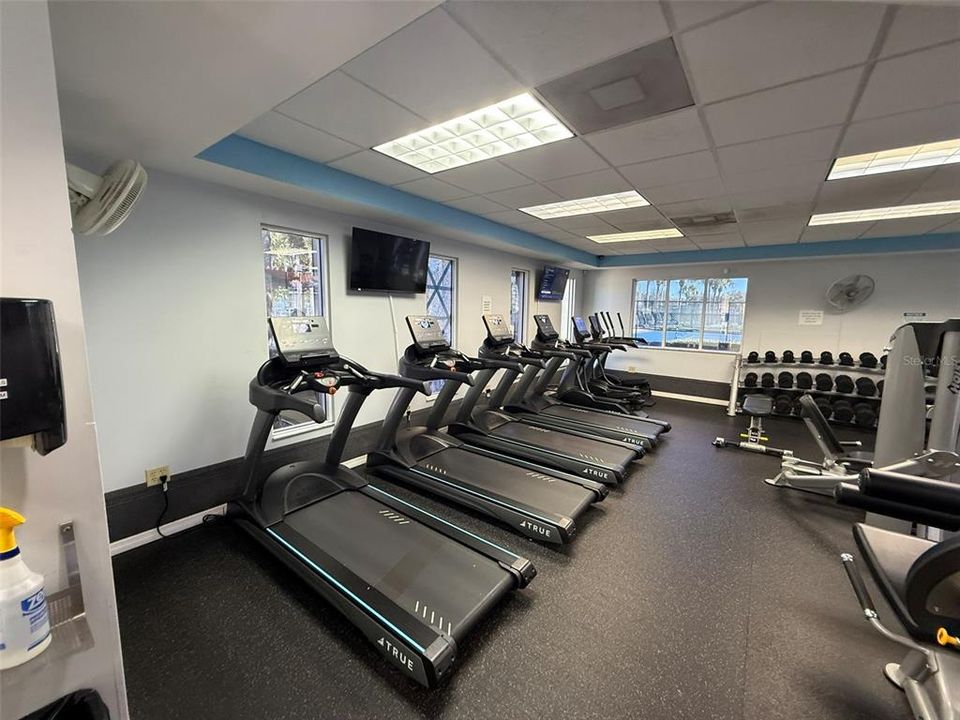 For Sale: $222,000 (2 beds, 2 baths, 1191 Square Feet)