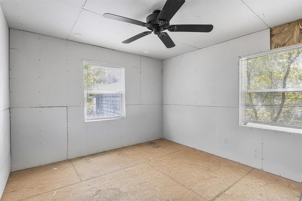 En Venta: $195,000 (3 camas, 2 baños, 1064 Pies cuadrados)