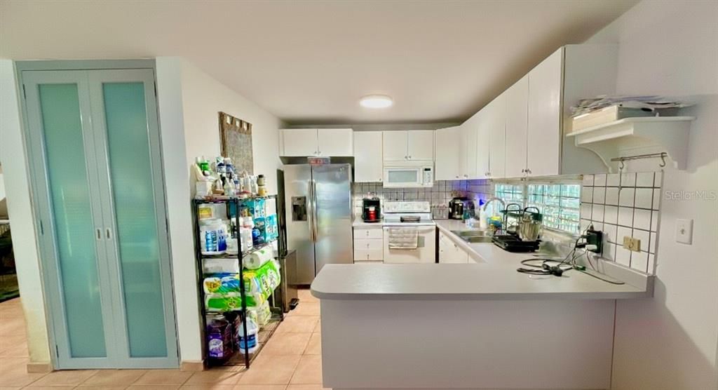 待售: $704,900 (4 贝兹, 2 浴室, 2800 平方英尺)