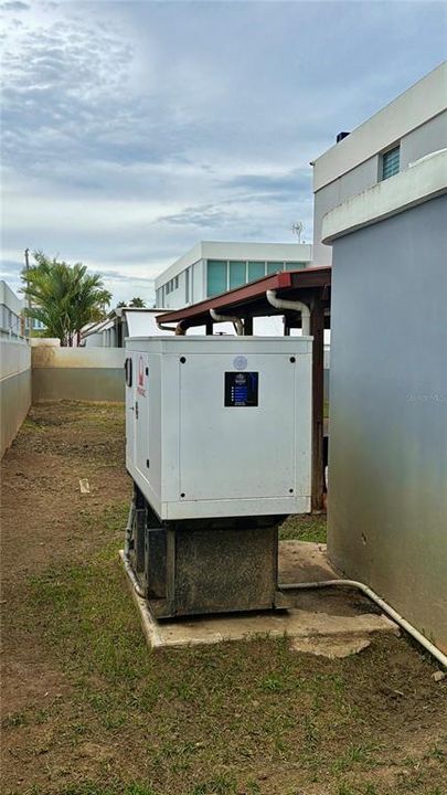 待售: $704,900 (4 贝兹, 2 浴室, 2800 平方英尺)