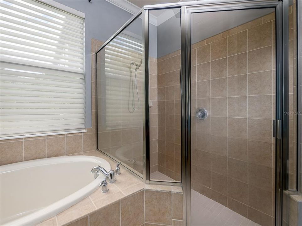 For Sale: $450,000 (3 beds, 2 baths, 2142 Square Feet)