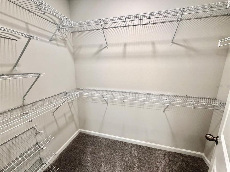 For Rent: $2,600 (3 beds, 2 baths, 1691 Square Feet)