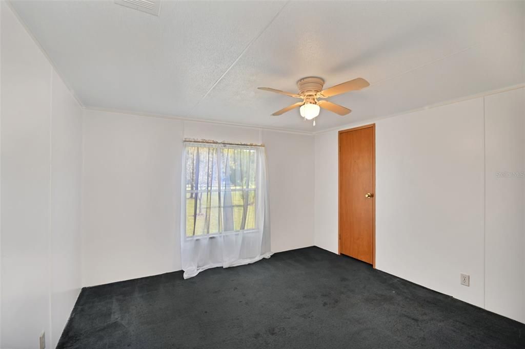 На продажу: $199,000 (3 спален, 2 ванн, 1344 Квадратных фут)