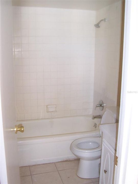 В аренду: $1,600 (3 спален, 2 ванн, 1338 Квадратных фут)